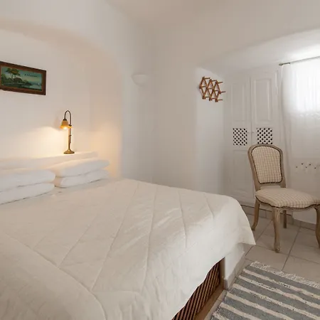 Strogili Traditional Apartment *