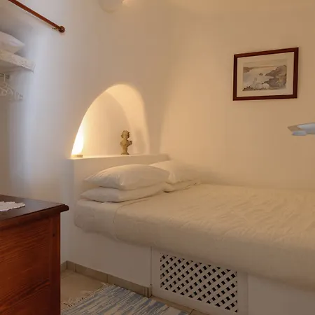 Strogili Traditional